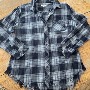 BEACHLUNCHLOUNGE blue plaid/fringe hem cotton shirt/XL(pit to pit 25)